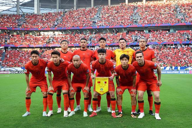关于国足东亚杯第一队长浮出水面久尔杰维奇钦点不是颜骏凌和韦世豪的信息