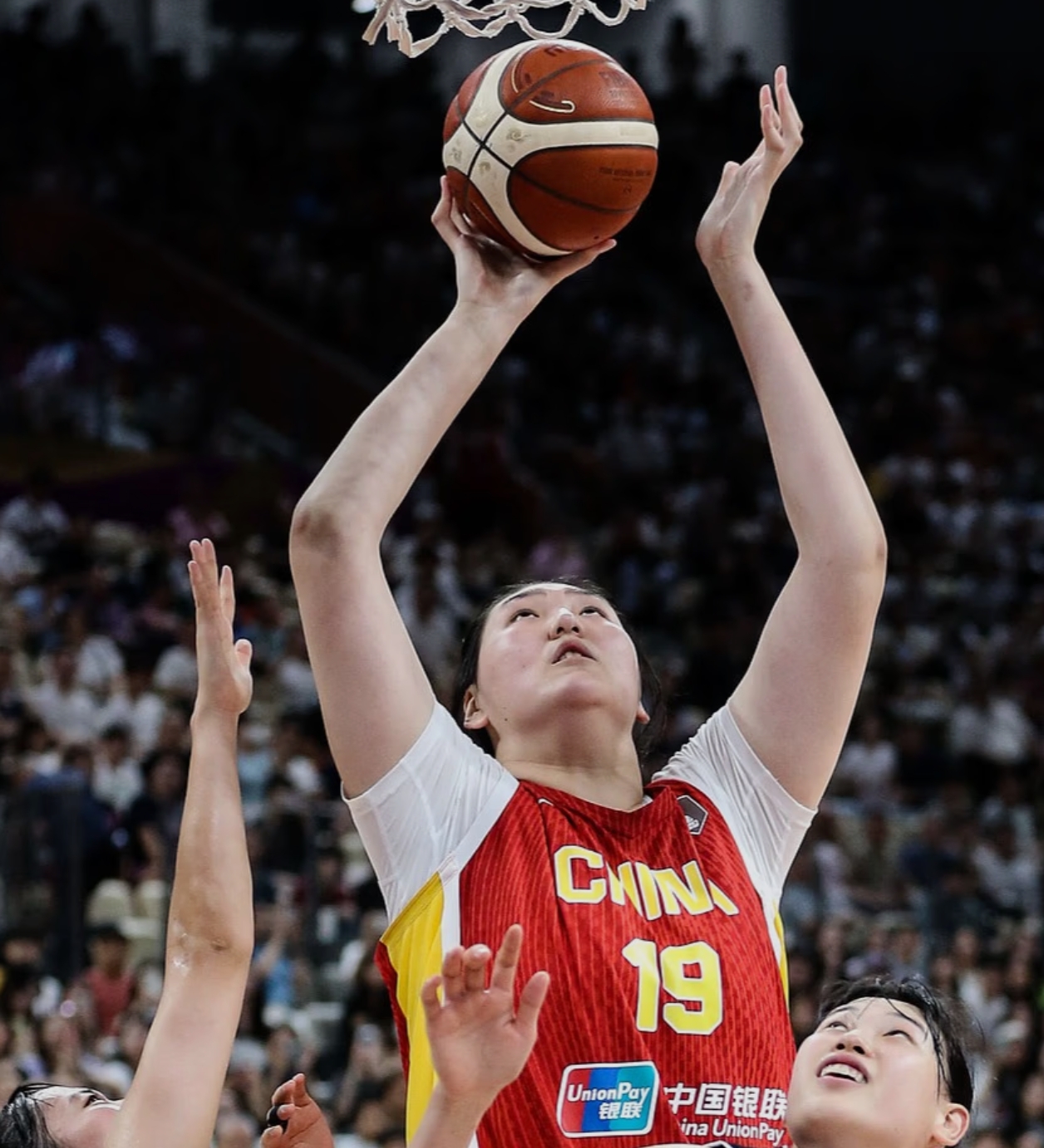 澳门金沙娱-亚洲杯-张子宇11分钟13分中国女篮狂胜印尼51分(中国女篮张子宇简介)